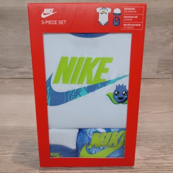 Nike Baby Bodysuit Bib Hat Newborn Gift Set White Blue - Picture 5 of 6
